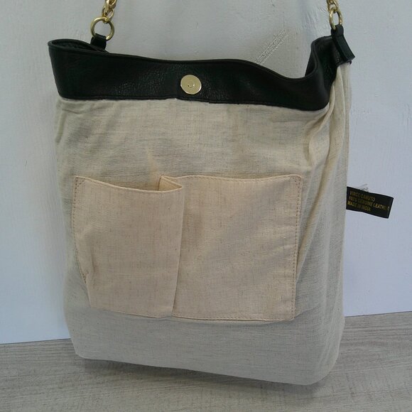 Vince Camuto Black Leather Cayra Minimalist hobo bag - Picture 8 of 9